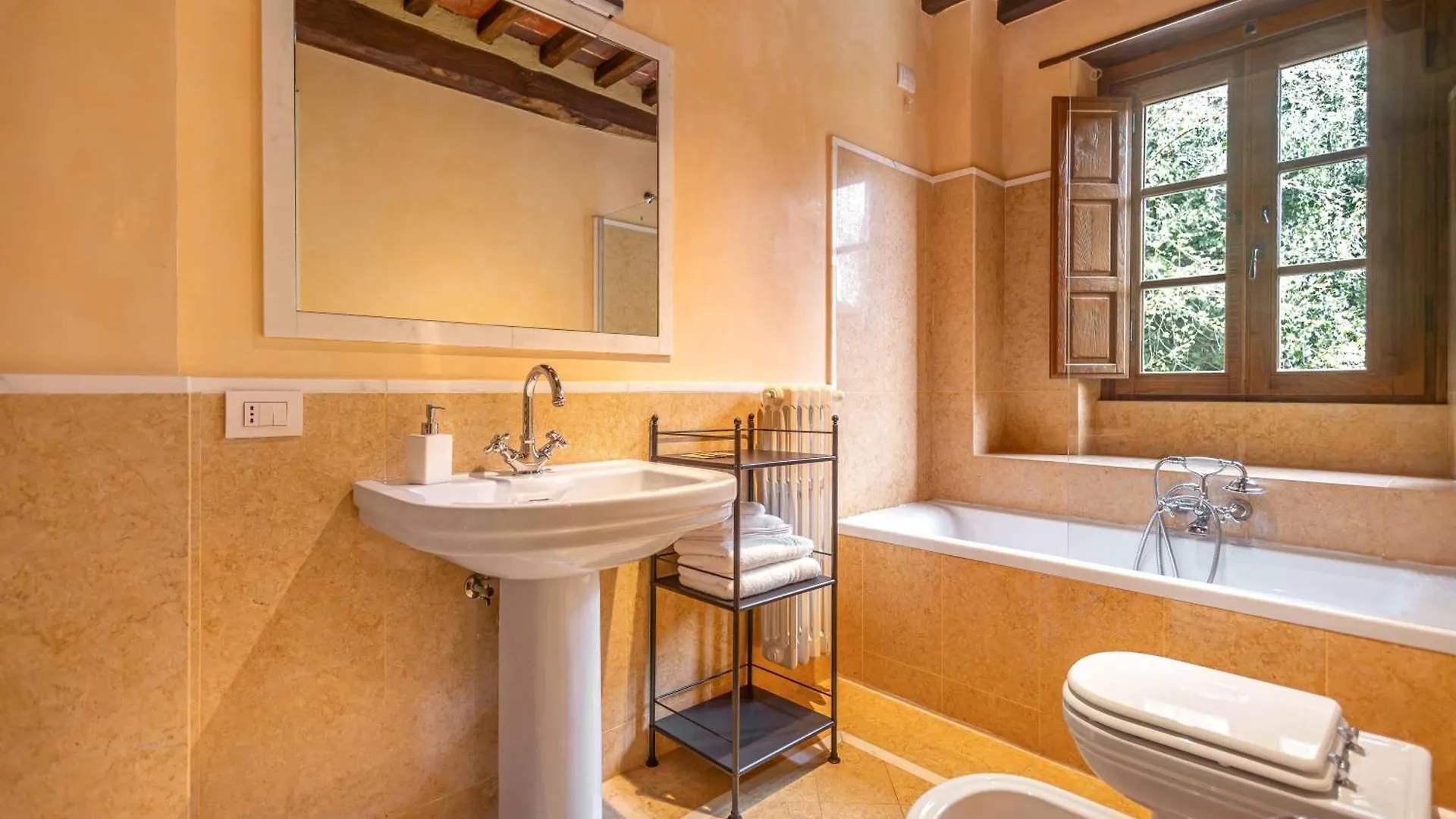 Pio Bove Rooms Pietrasanta 0*,
